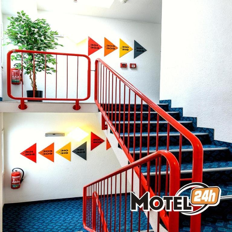 פרכן Motel 24H Koeln מראה חיצוני תמונה
